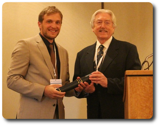 Dr.Kraus receiving the award