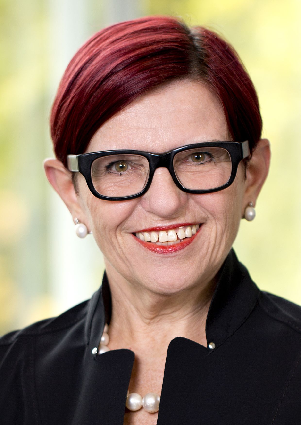 Christine Mannhalter Christine Mannhalter