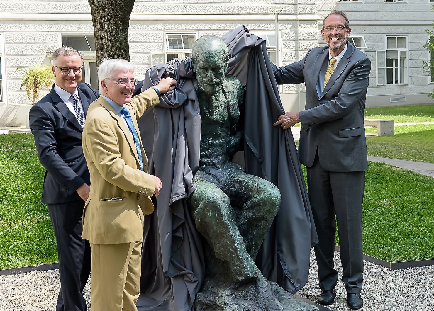 Die Wiener Freud-Skulptur wurde im Jahr 2018 in der Manufaktur Pangolin (Chalford/UK) gegossen 
