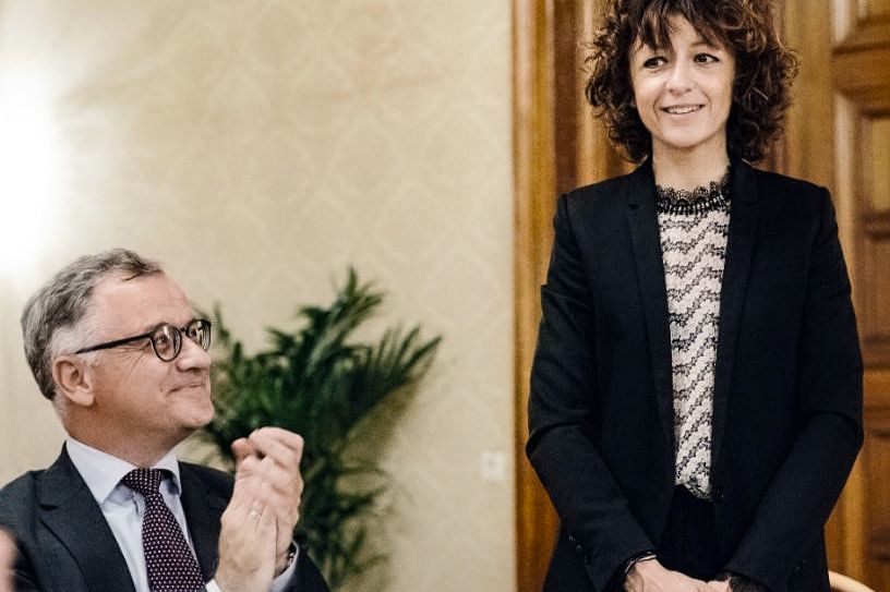 Rektor Markus Müller und Emmanuelle Charpentier. 