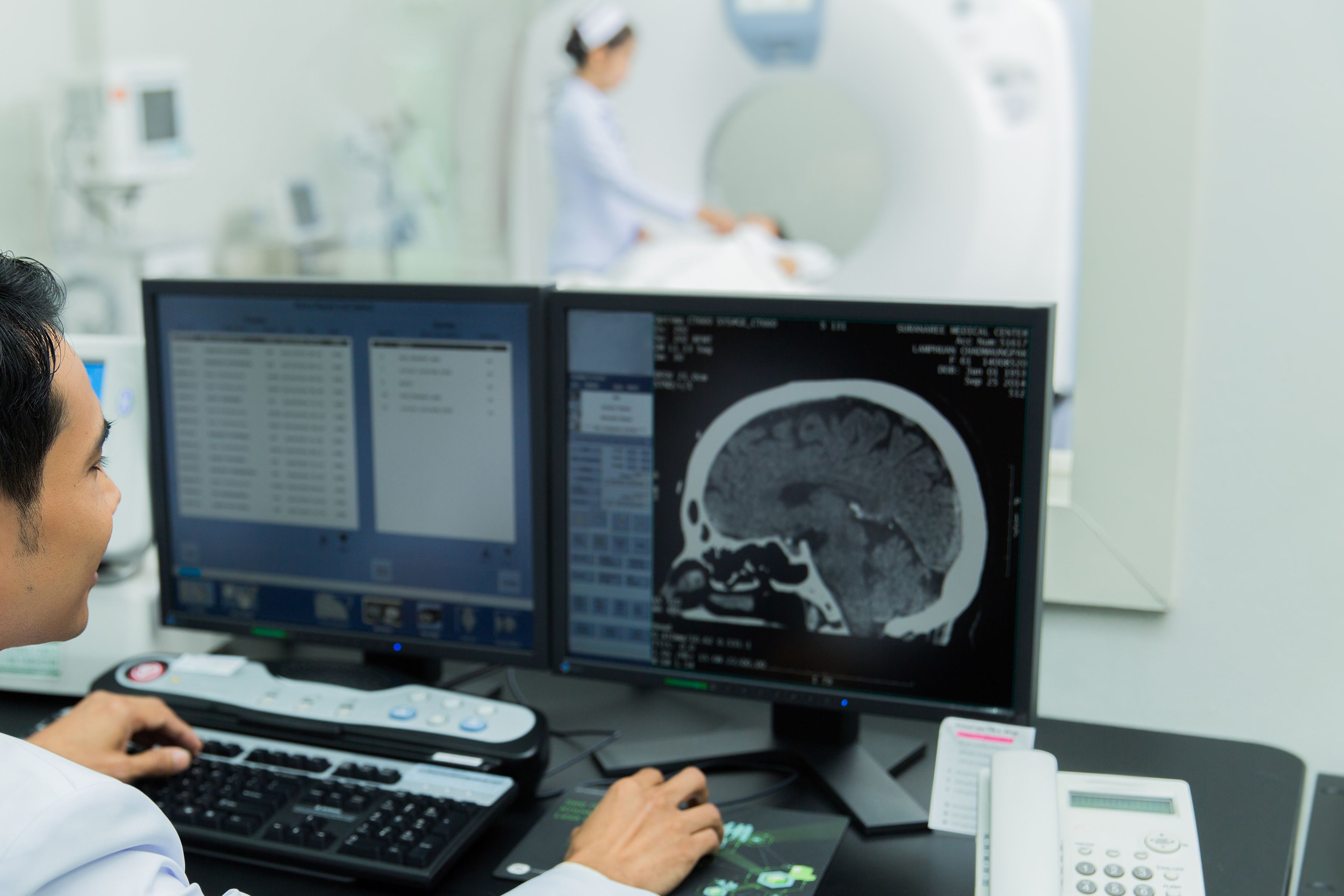 (c) TORWAISTUDIO/Shutterstock